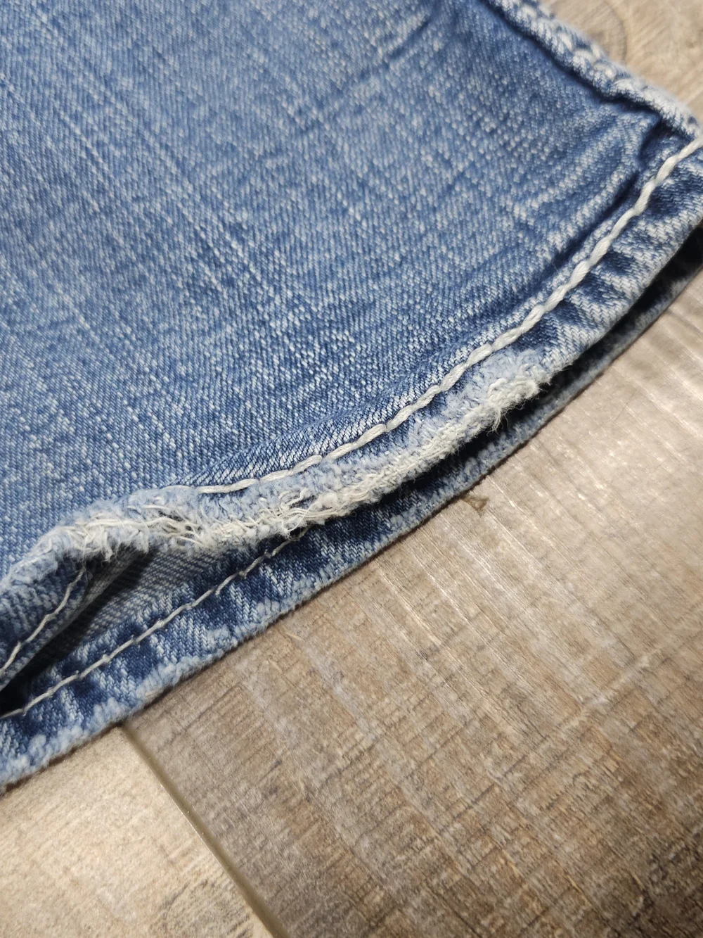 Silver Jeans pocket wash as